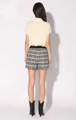 Romi Short, Montauk Tweed><noscript><img width=